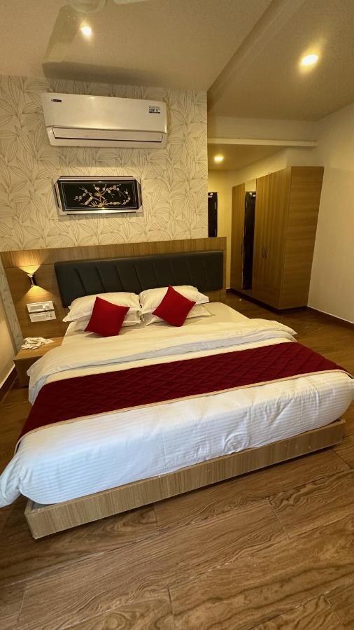 Kvp Golden Inn Tirupati Dış mekan fotoğraf
