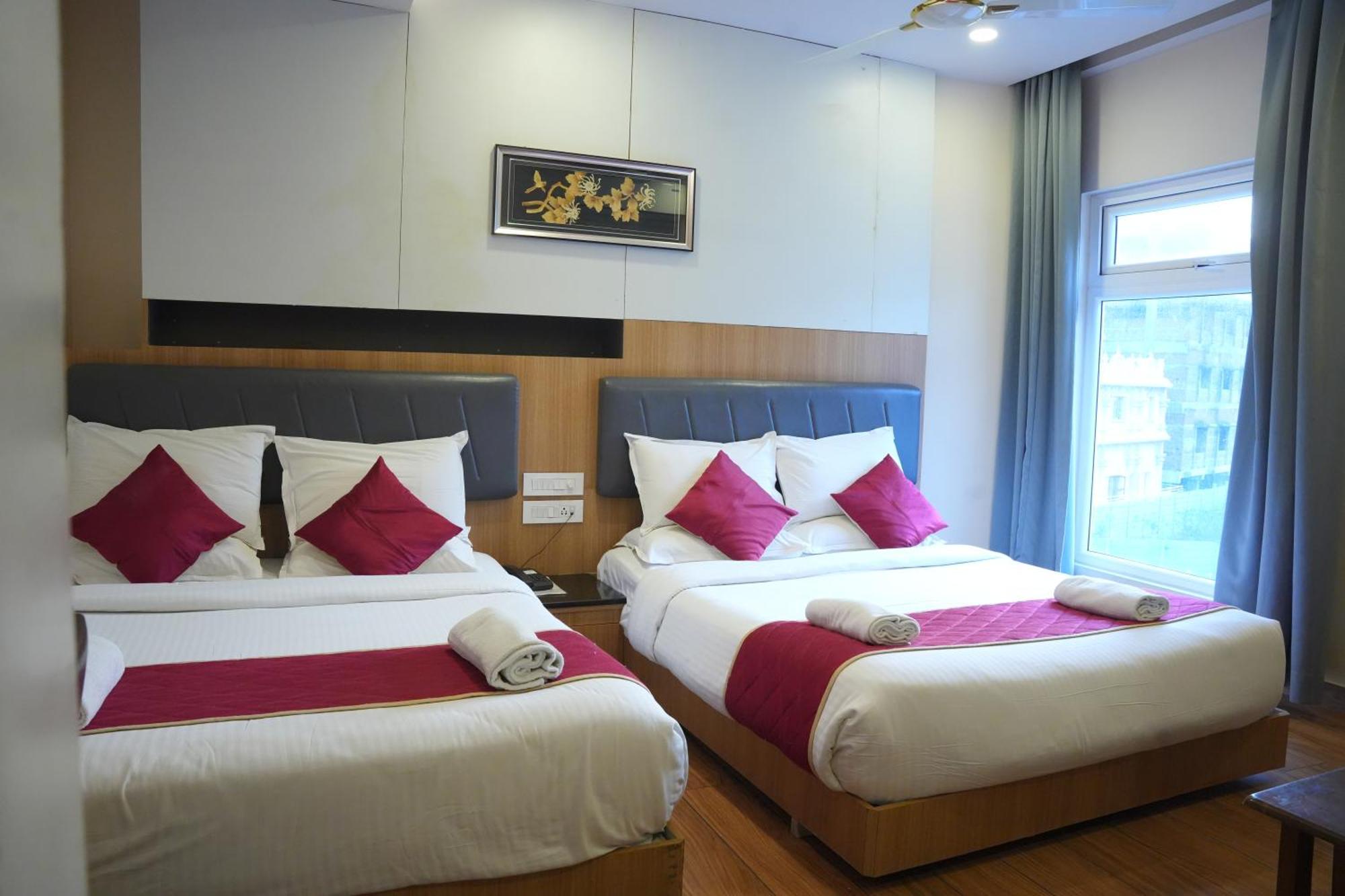 Kvp Golden Inn Tirupati Dış mekan fotoğraf