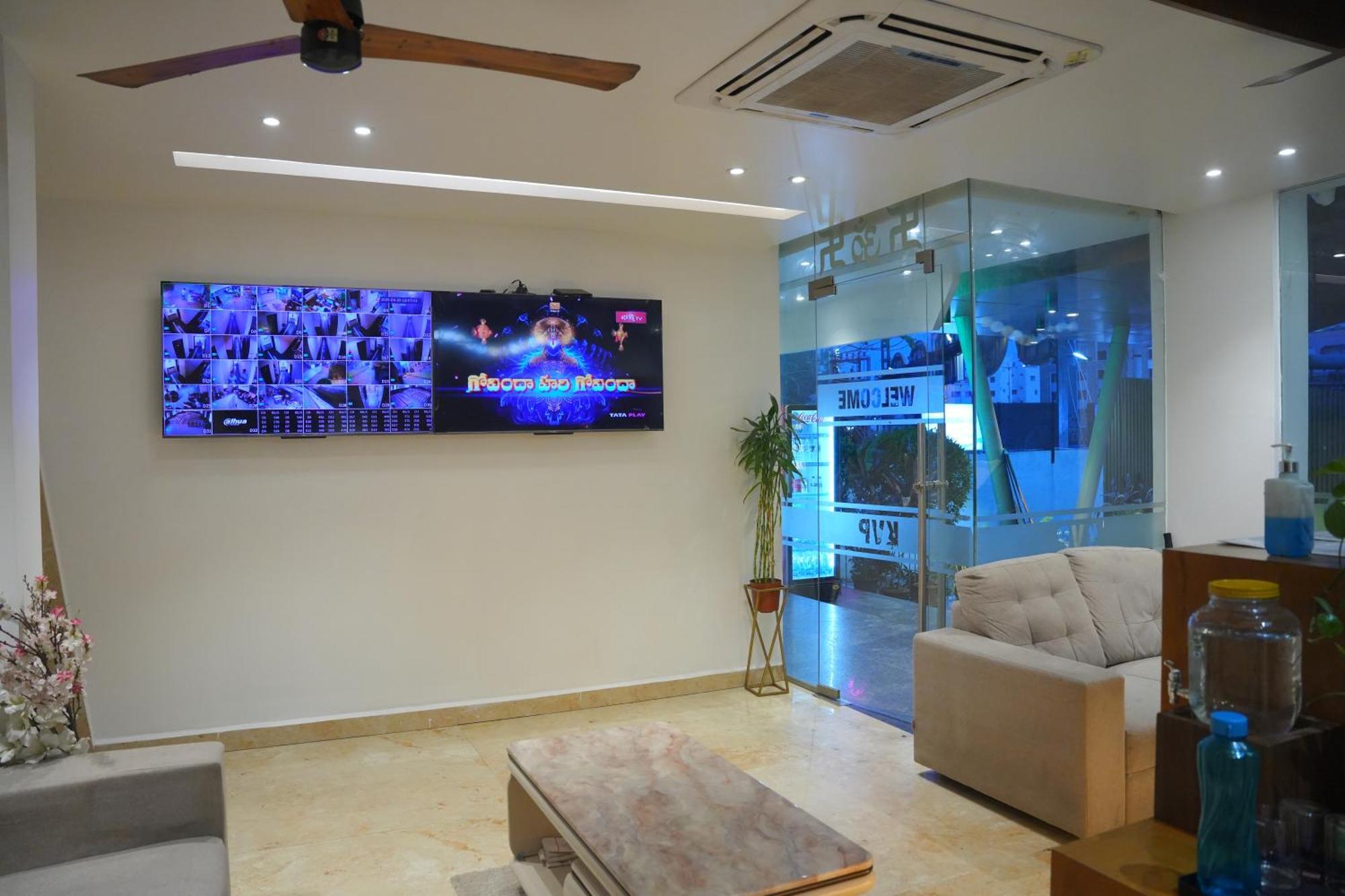 Kvp Golden Inn Tirupati Dış mekan fotoğraf