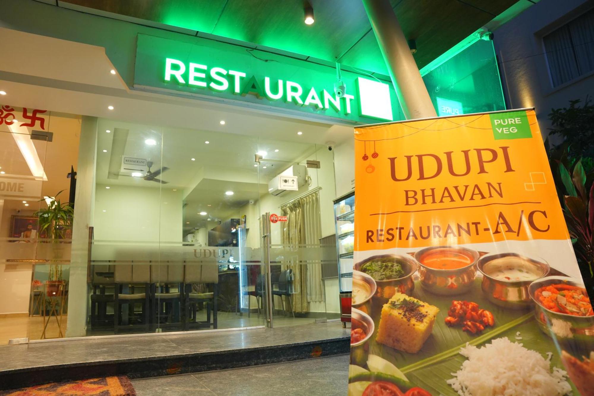 Kvp Golden Inn Tirupati Dış mekan fotoğraf